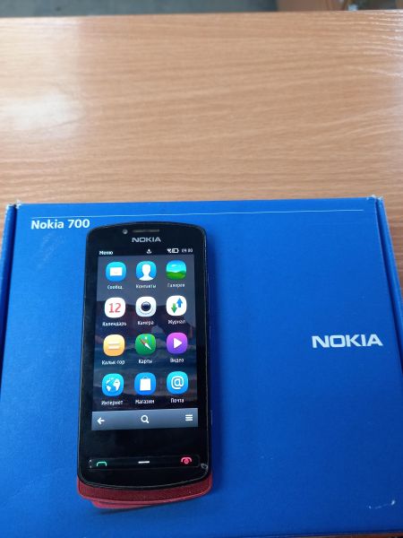 Купить Nokia 700 (RM-670) в Томск за 949 руб.