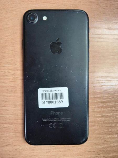 Купить Apple iPhone 7 32GB в Томск за 4349 руб.