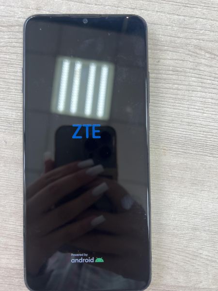 Купить ZTE Blade A51 2/32GB (A51RU) Duos в Иркутск за 2000 руб.