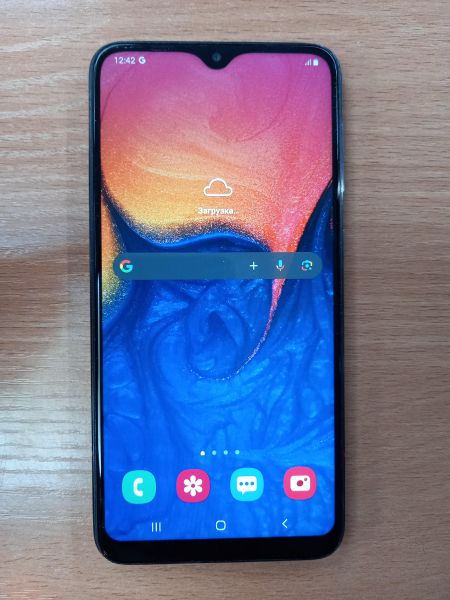 Купить Samsung Galaxy A10 2019 2/32GB (A105F) Duos в Томск за 2799 руб.