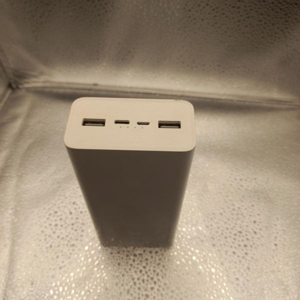 Купить Xiaomi Mi Power Bank 3 (PB3018ZM) (30000 mAh) в Томск за 1750 руб.