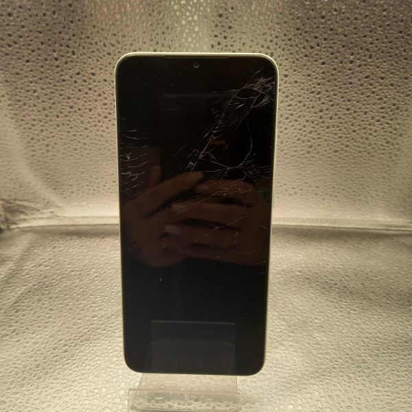 Купить Xiaomi Redmi A1+ 2/32GB (220733SFG) Duos в Томск за 1100 руб.