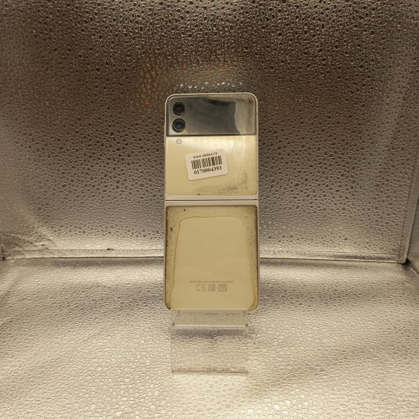 Купить Samsung Galaxy Z Flip 3 5G 8/128GB (F711B) Duos в Томск за 9850 руб.