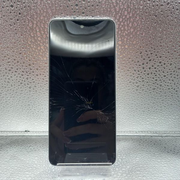 Купить Infinix Smart 8 Plus 4/64GB (X6526) Duos в Томск за 1700 руб.