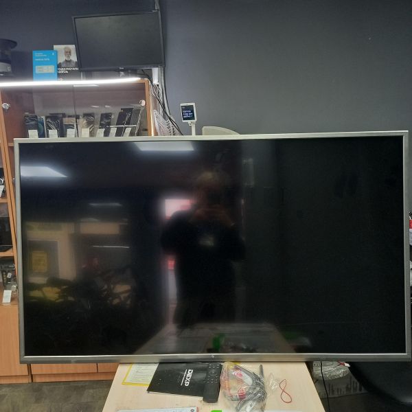 Купить DEXP U55E9100Q в Томск за 18400 руб.