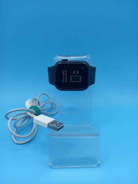 Купить Apple Watch SE 2 44mm (A2723) с СЗУ в Томск за 7000 руб.