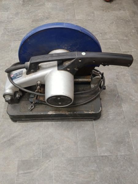 Купить LG С214 в Томск за 4500 руб.