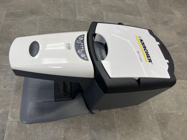 Купить KARCHER RC 4.000 с СЗУ в Томск за 3400 руб.