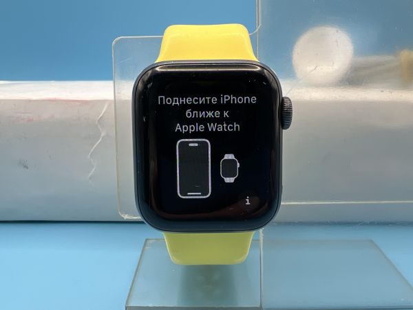 Купить Apple Watch Series 5 40mm (A2092) с СЗУ в Томск за 5400 руб.