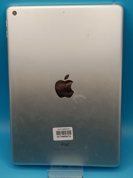 Купить Apple iPad 5 2017 128GB (A1822) (без SIM) в Томск за 9600 руб.