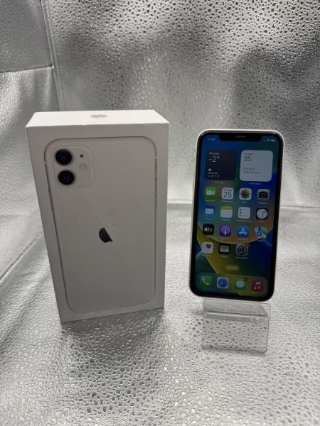 Купить Apple iPhone 11 64GB в Томск за 13000 руб.