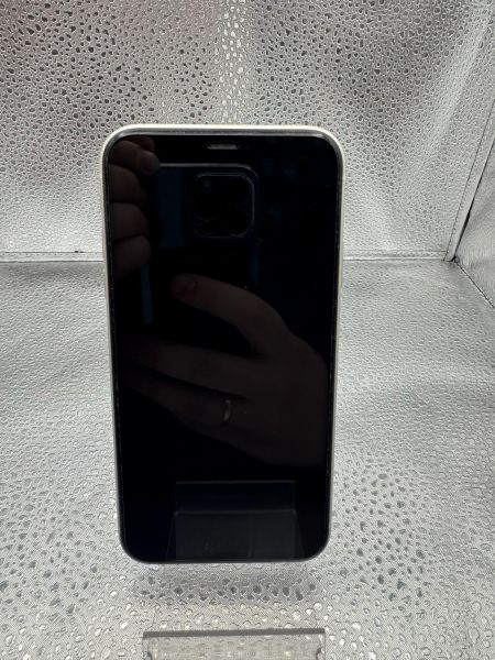 Купить Apple iPhone 11 64GB в Томск за 13000 руб.