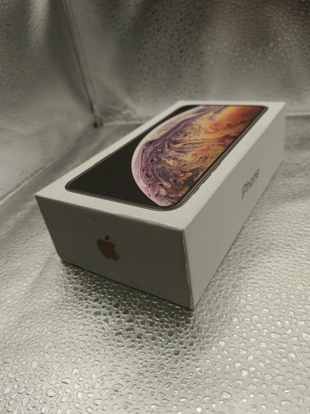 Купить Apple iPhone XS Max 64GB в Томск за 10700 руб.