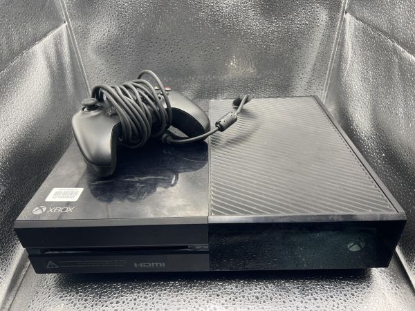 Купить Microsoft Xbox One 500GB (1540) в Томск за 8100 руб.