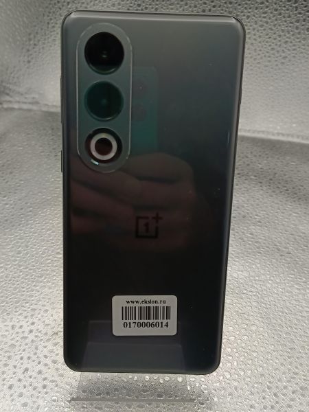 Купить OnePlus Ace 3V 12/256GB (PJF110) Duos в Томск за 19700 руб.
