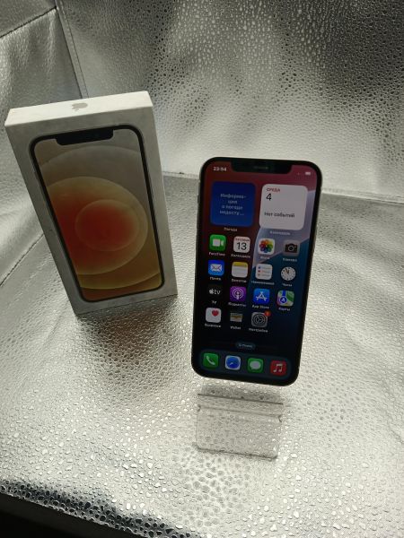Купить Apple iPhone 12 128GB в Томск за 16500 руб.