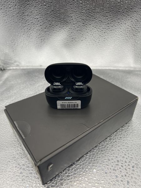 Купить JBL Live Free NC+ TWS в Томск за 1600 руб.