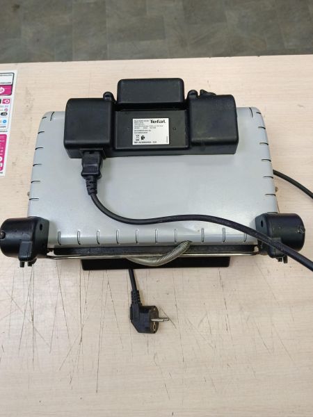 Купить Tefal Ultracompact Grill GC302B26 в Томск за 2600 руб.