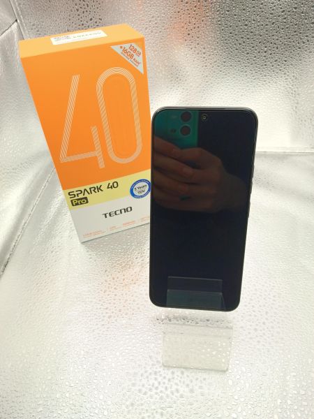 Купить TECNO Spark 40 Pro 8/128GB (KM6) Duos в Томск за 8800 руб.