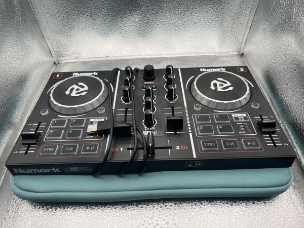 Купить Numark Paty Mix в Томск за 6100 руб.