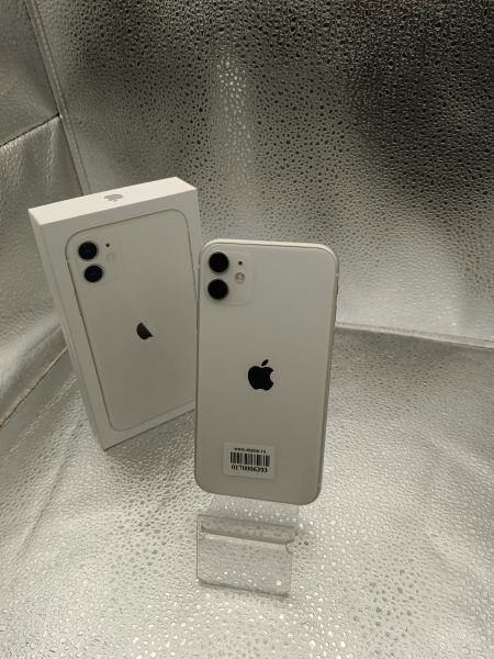 Купить Apple iPhone 11 128GB в Томск за 12300 руб.