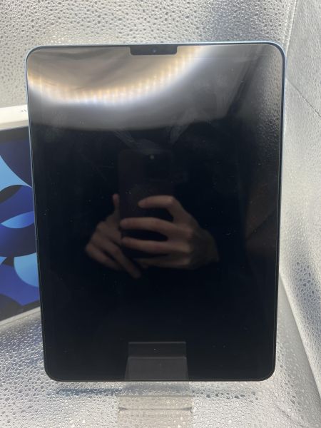 Купить Apple iPad Air 5 2022 64GB (A2588) (без SIM) в Томск за 35400 руб.