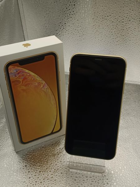 Купить Apple iPhone XR 128GB в Томск за 7000 руб.