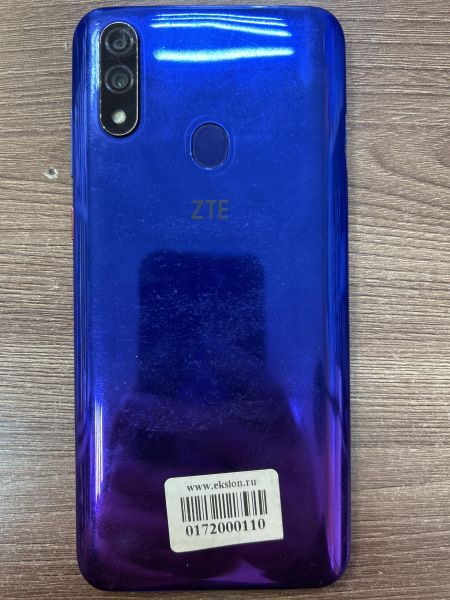 Купить ZTE Blade V10 4/64GB (V1000RU) Duos в Иркутск за 2300 руб.