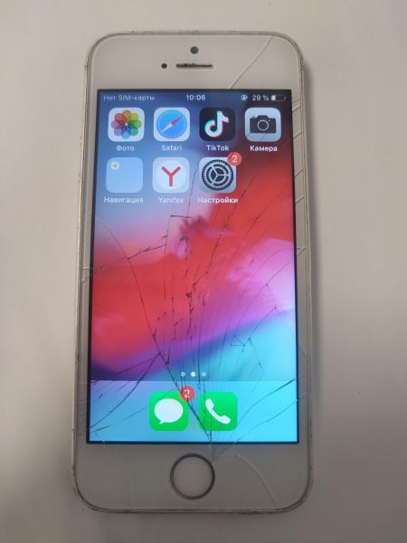 Купить Apple iPhone 5S 16GB в Новосибирск за 399 руб.