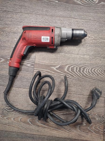 Купить Milwaukee HDE 13 RQX в Новосибирск за 6500 руб.