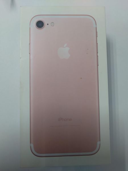 Купить Apple iPhone 7 32GB в Иркутск за 3299 руб.