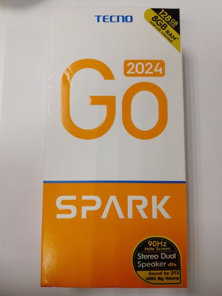 Купить TECNO Spark Go 2024 4/128GB (BG6) Duos в Зима за 5799 руб.