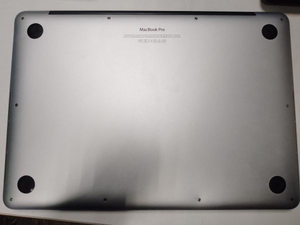 Купить Apple MacBook Pro 13 Late 2013 (A1502, 8/256GB) в Новосибирск за 19599 руб.