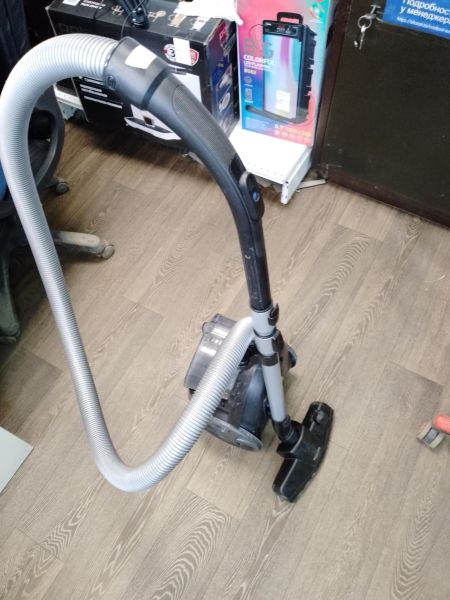 Купить Philips FC9350 в Новосибирск за 1800 руб.
