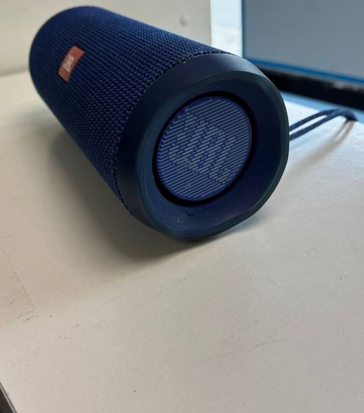 Купить JBL Flip 4 в Новосибирск за 2400 руб.