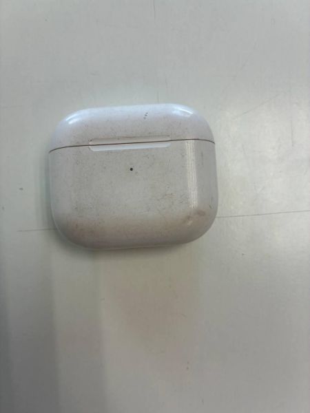 Купить Apple AirPods 3 (A2564, A2565, A2566) в Новосибирск за 3200 руб.