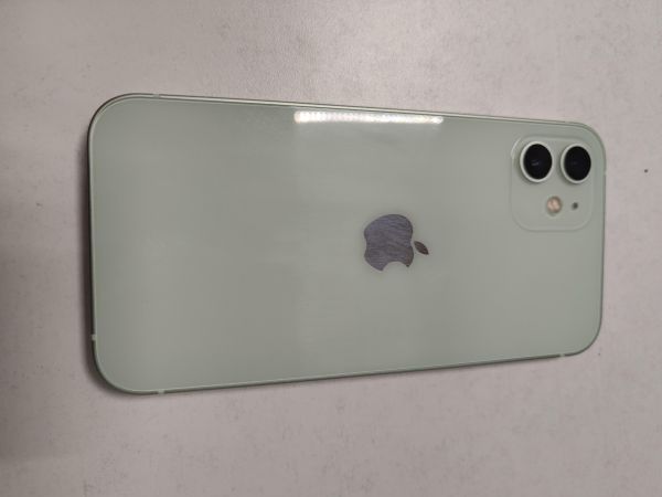 Купить Apple iPhone 12 64GB в Новосибирск за 20050 руб.