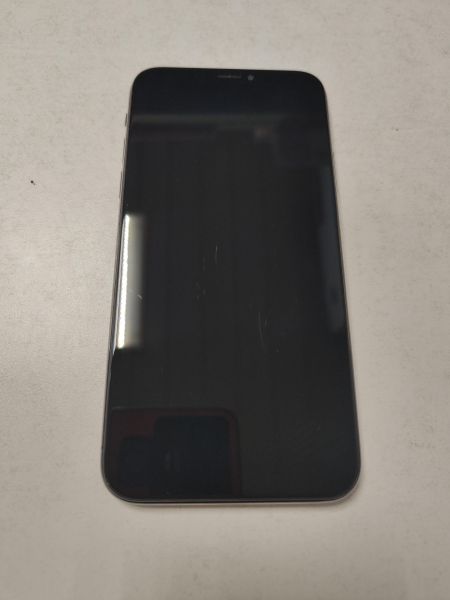 Купить Apple iPhone X 64GB в Новосибирск за 5950 руб.