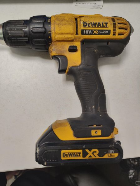 Купить DeWALT DCD771-KS с СЗУ в Новосибирск за 3400 руб.