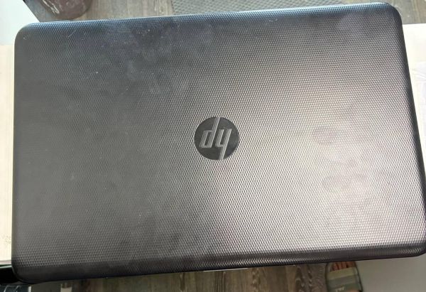 Купить HP без модели (15,6/HD/i5-6200U/R5_M330/8GB/256GB) в Новосибирск за 11050 руб.
