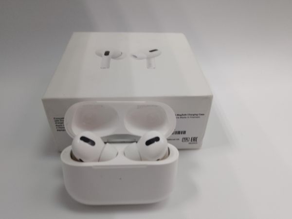 Купить Apple AirPods Pro (A2083, A2084) в Новосибирск за 4200 руб.