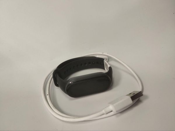 Купить Xiaomi Smart Band 9 (M2345B1) с СЗУ в Новосибирск за 2100 руб.