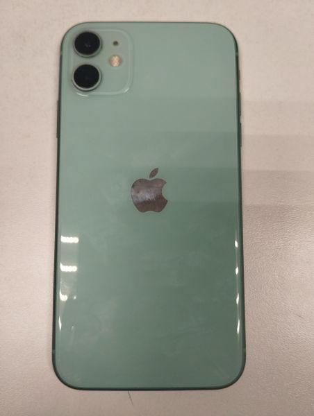 Купить Apple iPhone 11 64GB в Новосибирск за 12900 руб.