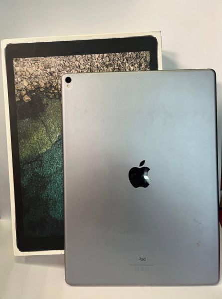 Купить Apple iPad Pro 2 2017 256GB (A1670) (без SIM) в Новосибирск за 12100 руб.