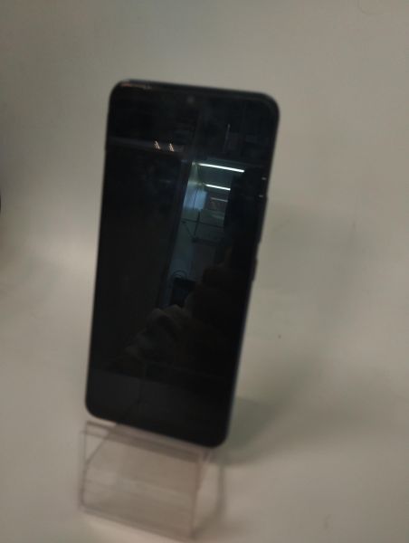 Купить Vivo V21e 8/128GB (V2061) Duos в Новосибирск за 6100 руб.