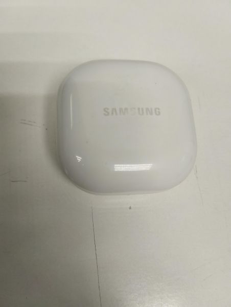 Купить Samsung Galaxy Buds FE (SM-R400N) в Новосибирск за 2000 руб.