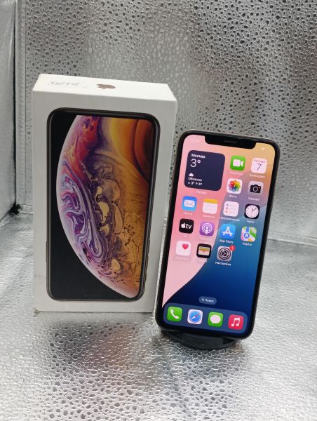 Купить Apple iPhone XS 64GB в Усть-Илимск за 11199 руб.