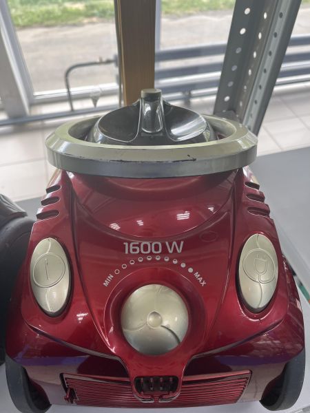 Купить Vitek VT-1837 в Усть-Илимск за 1700 руб.