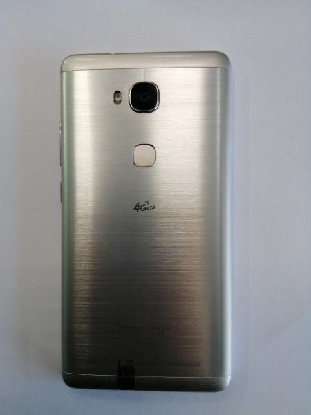 Купить Honor 5X 2/16GB (KIW-TL00) Duos в Усть-Илимск за 1000 руб.