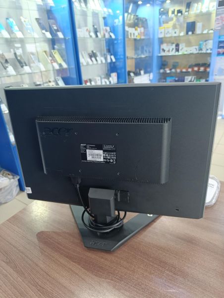 Купить Acer X223W b в Усть-Илимск за 600 руб.